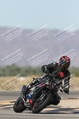 media/Oct-13-2025-Moto Forza (Mon) [[a66d839500]]/4-C Group/Session 3 (Turn 16)/